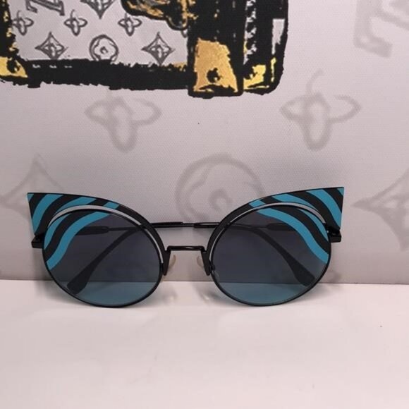 New Authentic Stylish Black and Blue Cat-Eye Sunglasses FF0215/S 0LBJF - Picture 8 of 12
